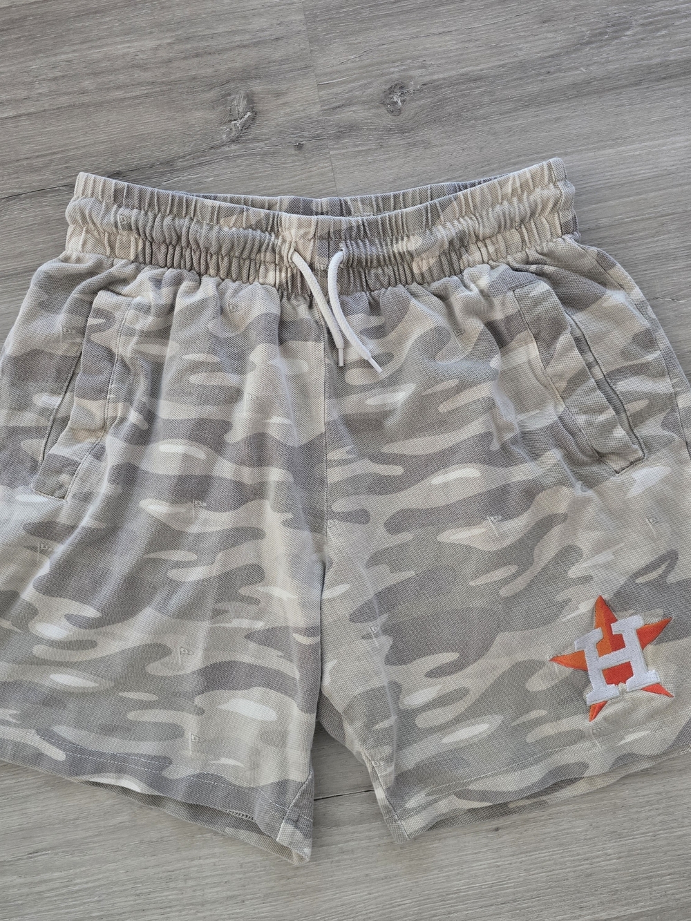 Houston Astros Camo Drawstring Shorts | Size Small
